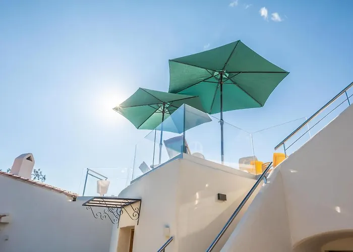 Villa Domain U Tempu Persu Sleeps 12 With Park *